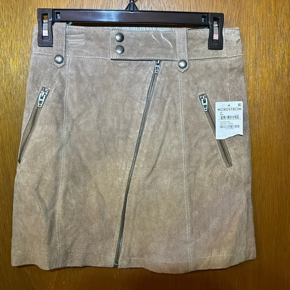 BLANKNYC Womens Zipper Mini Skirt Caffe Latte Size 26 NWT - Picture 2 of 8